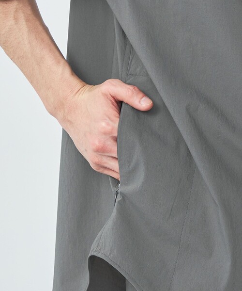 green label relaxing（グリーンレーベルリラクシング）の「WONDER CLOTH バンドカラー 半袖 シャツ -ストレッチ・接触冷感・吸水速乾-（シャツ/ブラウス・メンズ・ブラック/ネイビー/ダークグレー・S/M/L/XL）」の20枚目の写真