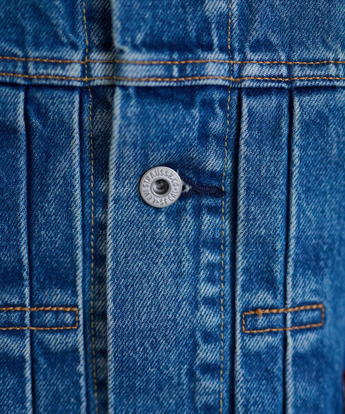 DISCOAT(ディスコート)の「Levi's TYPE 1 TRUCKER(デニムジャケット・レディース・ブラック/インディゴブルー・MEDIUM/LARGE)」の22枚目の写真