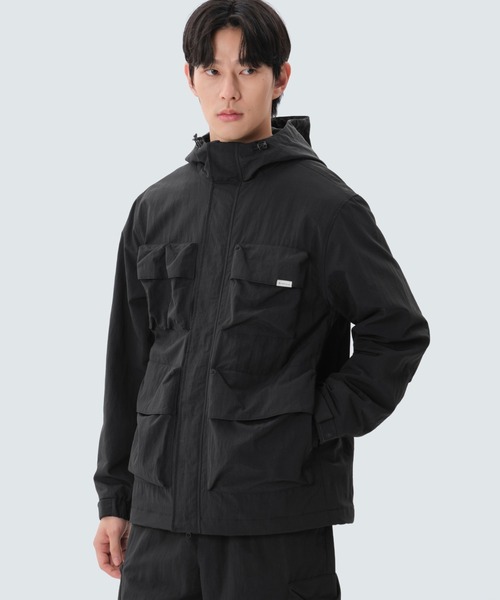 Snow Peak(スノーピーク)の「Cample Utility Windbreaker(その他アウター・メンズ・チャコール/ライトグレー/カーキ・XL/L/M)」の3枚目の写真