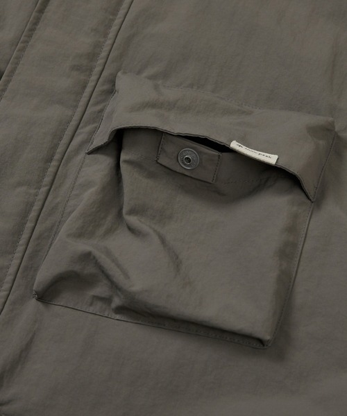 Snow Peak(スノーピーク)の「Cample Utility Windbreaker(その他アウター・メンズ・チャコール/ライトグレー/カーキ・XL/L/M)」の8枚目の写真