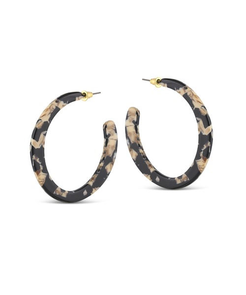 big metal london(ビッグメタルロンドン)の「【金属アレルギー対応】モチーフ ピアス Olivia Semi Cut Out Resin Hoop(ピアス(両耳用)・レディース・オレンジ系その他/ベージュ系その他/ブルー系その他・FREE)」の3枚目の写真