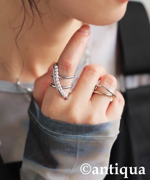 antiqua（アンティカ）の「デザインリング（リング・レディース・シルバー/ゴールド・FREE）」の2枚目の写真