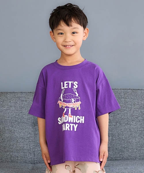 and D. petit main(アンドディープティマイン)の「【綿100%】【365D.】OFUZAKEグラフィックワイド半袖Tシャツ(Tシャツ/カットソー・キッズ・ピンク/ブラック/ブルー/レッド/パープル/ホワイト/グリーン/イエロー・130cm/90cm/110cm/100cm/120cm/140cm/150cm)」の6枚目の写真