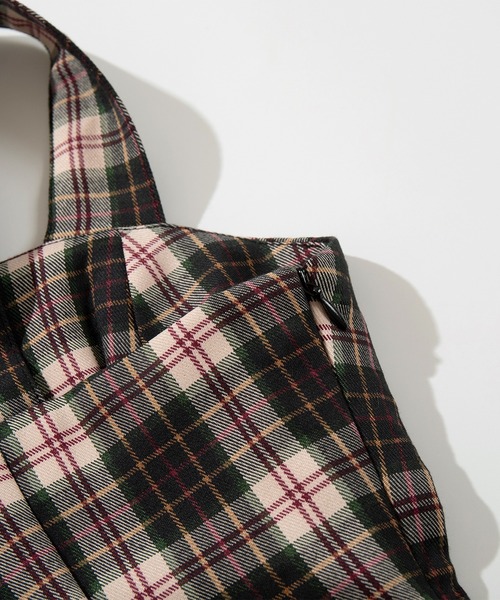 HOOK(フック)の「【HOOK】for girls チェック柄ジャンパースカート(ジャンパースカート・レディース・ブラック/グリーン・SMALL/MEDIUM/LARGE)」の11枚目の写真