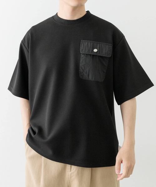 ITEMS URBANRESEARCH（アイテムズ アーバンリサーチ）の「フラップポケットワッフルクルーネックTops（Tシャツ/カットソー・メンズ・モカ/ブラック/ホワイト・LARGE/MEDIUM）」の16枚目の写真