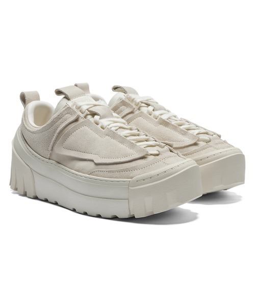 オニツカタイガー　CHUNKY RUNNER チャンキー ランナー エルオー CHUNKY RUNNER LO / チャンキー ランナー エルオー（スニーカー