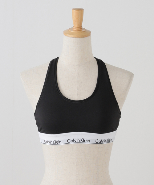Calvin Klein Underwear(カルバンクラインアンダーウェア)の「【Calvin Klein / カルバン クライン】 LGHT LINED BRALETTE QF3785AD(スポーツブラ・レディース・ブラック/チャコールグレー・SMALL/MEDIUM)」の1枚目の写真