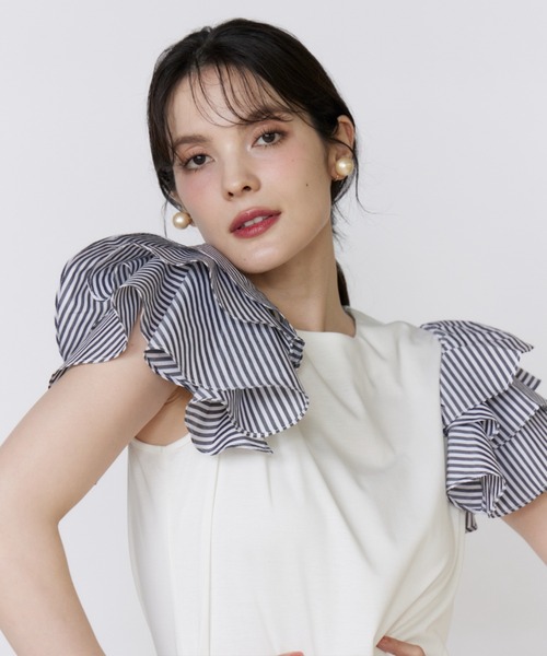 Maglie le cassetto（マーリエ ル カセット）の「32Gスーピマポンチ ボリュームフリルカットソー（Tシャツ/カットソー・レディース・オフホワイト/ブラウン/ネイビー/パープル・9号）」の21枚目の写真