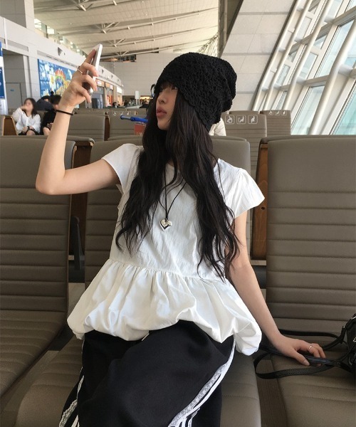anyonemore(エニワンモア)の「裾バルーンパフキャップスリーブブラウス(シャツ/ブラウス・レディース・ベージュ/ブラック/アイボリー・FREE)」の13枚目の写真