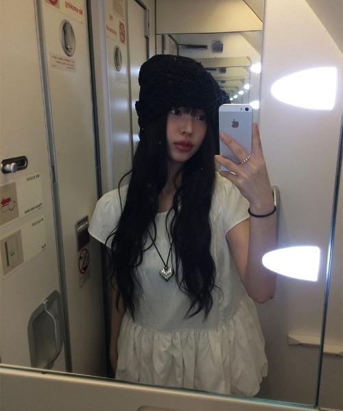 anyonemore(エニワンモア)の「裾バルーンパフキャップスリーブブラウス(シャツ/ブラウス・レディース・ベージュ/ブラック/アイボリー・FREE)」の16枚目の写真