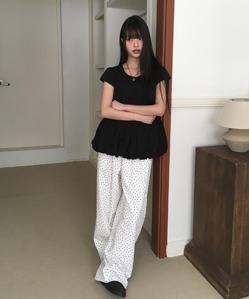 anyonemore(エニワンモア)の「裾バルーンパフキャップスリーブブラウス(シャツ/ブラウス・レディース・ベージュ/ブラック/アイボリー・FREE)」の20枚目の写真