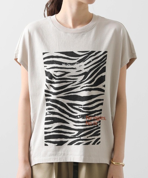 Gready Brilliant(グレディブリリアン)の「ゼブラプリントコクーンフレンチカットソー(Tシャツ/カットソー・レディース・グレイッシュベージュ/カーキ・FREE)」の16枚目の写真