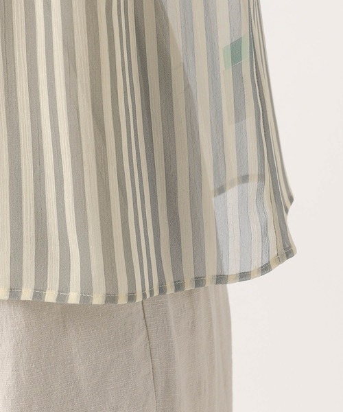 Elura（エルーラ）の「シアストライプ楊柳ブラウス/322547（シャツ/ブラウス・レディース・ライトグレー/ライトブルー・FREE）」の7枚目の写真
