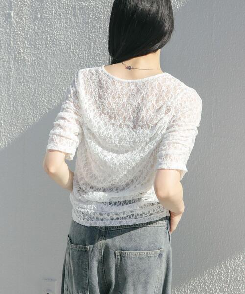 KBF（ケイビーエフ）の「ハーフスリーブドレープレースTEE（Tシャツ/カットソー・レディース・アイボリー/ブラック/オフホワイト・ONE）」の5枚目の写真