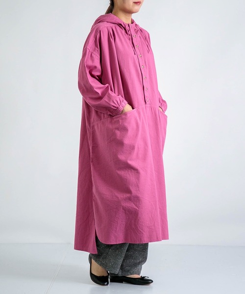 D.M.G.（ドミンゴ）の「[D.M.G / ディーエムジー] シーツクロス フードワンピース（ワンピース・レディース・オリーブ/ピンク/ブラック・FREE）」の12枚目の写真