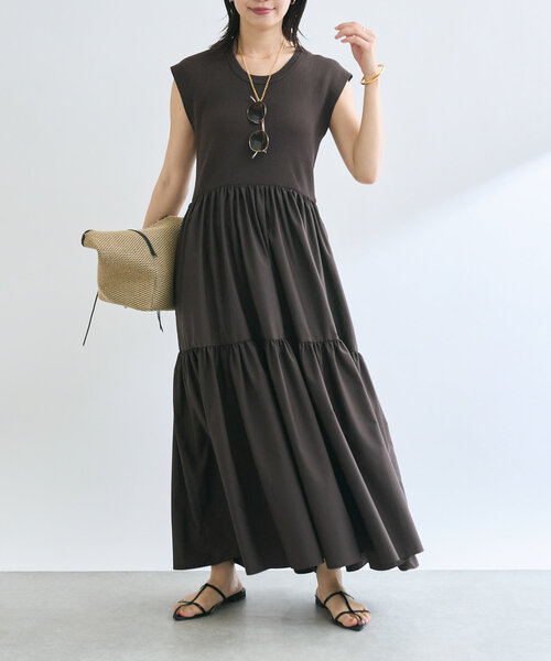 RIVE DROITE(リヴドロワ)の「【着映え】ニットドッキングティアードワンピース(ワンピース・レディース・ブラック/ブラウン・38/36)」の12枚目の写真