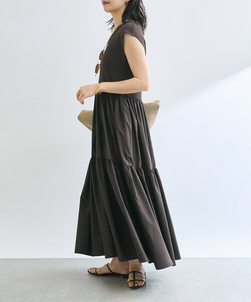 RIVE DROITE(リヴドロワ)の「【着映え】ニットドッキングティアードワンピース(ワンピース・レディース・ブラック/ブラウン・38/36)」の13枚目の写真