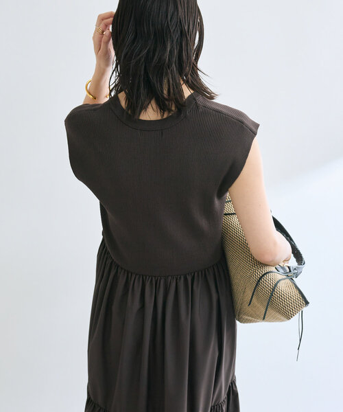 RIVE DROITE(リヴドロワ)の「【着映え】ニットドッキングティアードワンピース(ワンピース・レディース・ブラック/ブラウン・38/36)」の17枚目の写真