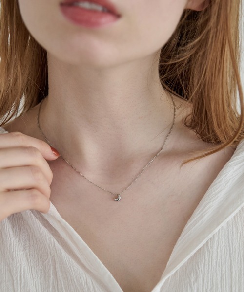 Crisp（クリスプ）の「ミニムーンネックレス（ネックレス・レディース・ゴールド/シルバー・FREE）」の7枚目の写真