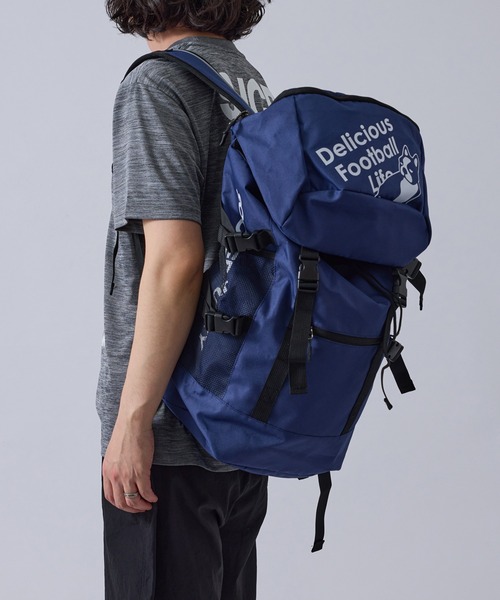 SoccerJunky(サッカージャンキー)の「【SOCCERJUNKY/サッカージャンキー】バックパック/Journey dog+1(バックパック/リュック・メンズ・ブラック/ネイビー・FREE)」の3枚目の写真