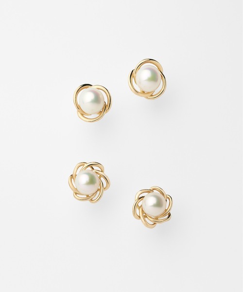 Jewel closet by L&Co.(ジュエルクローゼットバイエルアンドコー)の「K18 フラワーモチーフ アコヤパール ピアス(ピアス(両耳用)・レディース・ゴールド系2/ゴールド系1・FREE)」の5枚目の写真