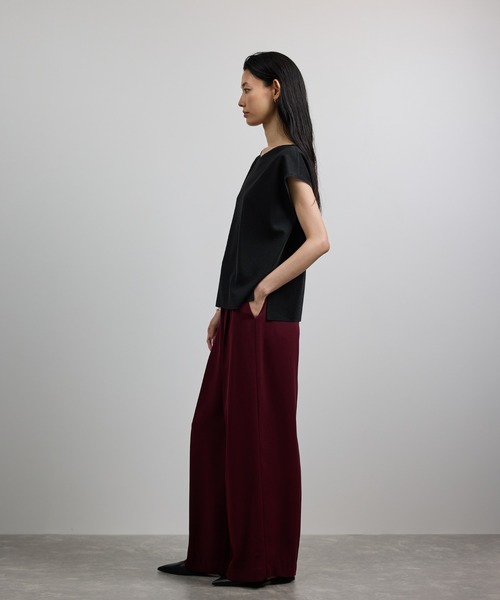 ROPE'（ロペ）の「【洗える】シャイニーフレンチスリーブプルオーバー（シャツ/ブラウス・レディース・シルバー/ブラック/ネイビー・FREE）」の5枚目の写真