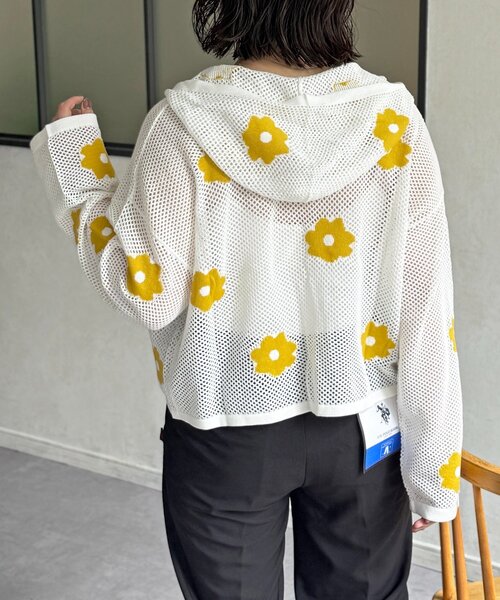 CPCM(シーピーシーエム)の「メッシュ花柄ジャガードパーカー(ニット/セーター・レディース・アイボリー/ブラック/ブラウン・FREE)」の11枚目の写真