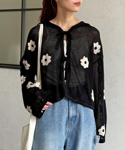 CPCM(シーピーシーエム)の「メッシュ花柄ジャガードパーカー(ニット/セーター・レディース・アイボリー/ブラック/ブラウン・FREE)」の14枚目の写真