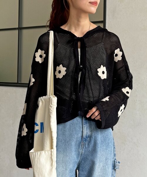 CPCM(シーピーシーエム)の「メッシュ花柄ジャガードパーカー(ニット/セーター・レディース・アイボリー/ブラック/ブラウン・FREE)」の15枚目の写真