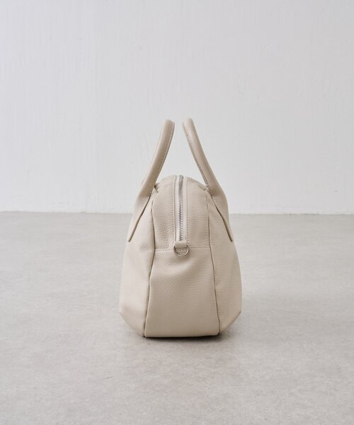 新品・未使用　ビアズリー ラウンドミニボストンバック　シルバー 完売 ビアズリー beardsley ラウンドミニボストン バッグ シルバー