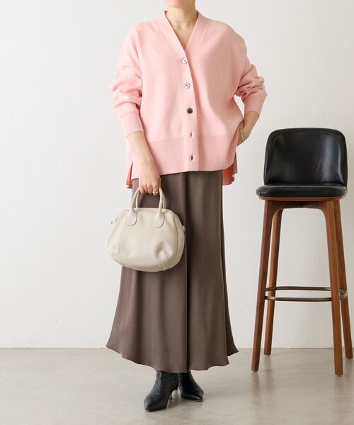 BEARDSLEY（ビアズリー）の「《本革》ラウンドミニボストンバック（ボストンバッグ・レディース・シルバー/ブラック/グレー系その他/ライトグレー・FREE）」の6枚目の写真