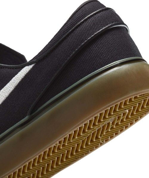 NIKE SB(ナイキエスビー)の「NIKE SB/ナイキエスビー メンズ レディース スニーカー スケシュー NIKE SB ズーム ジャノスキー OG+ CNVS JANOSKI HQ1655-001(スニーカー・メンズ・ブラック×ホワイト・27.5cm/28.0cm/24.5cm/29.0cm/25.0cm/26.0cm/27.0cm/26.5cm/28.5cm/23.5cm/23.0cm/25.5cm/24.0cm)」の8枚目の写真