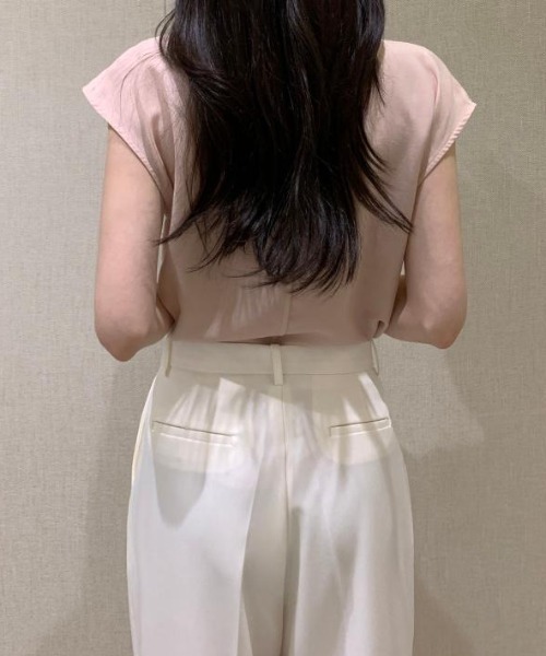 FAVORITO（ファヴォリート）の「ドレープネック×リボンタイ ノースリーブブラウス（その他トップス・レディース・ブラック/ピンク/ホワイト・F）」の16枚目の写真
