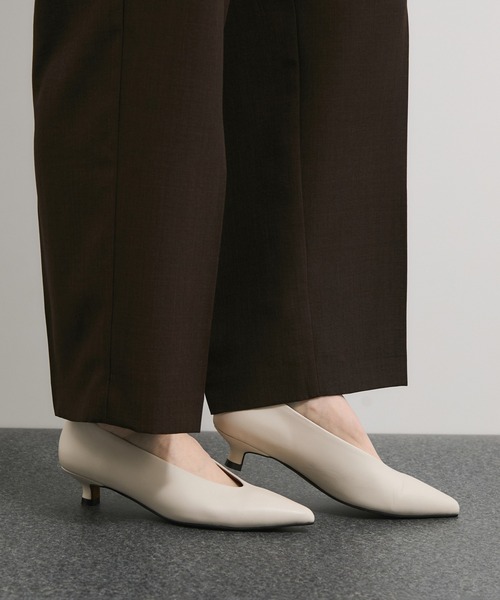 REMME(レメ)の「【REMME/レメ】ポインテッドピンヒール(パンプス・レディース・ブラック/オフホワイト/シルバー・36/37/38)」の11枚目の写真