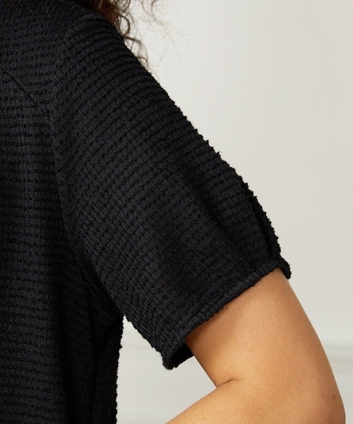 Jocomomola(ホコモモラ)の「Granos de arroz ジャカードフレアワンピース(ワンピース・レディース・マスタード/ブラック・40)」の6枚目の写真