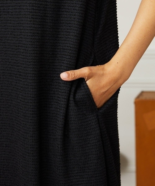 Jocomomola(ホコモモラ)の「Granos de arroz ジャカードフレアワンピース(ワンピース・レディース・マスタード/ブラック・40)」の7枚目の写真