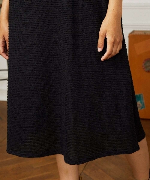 Jocomomola(ホコモモラ)の「Granos de arroz ジャカードフレアワンピース(ワンピース・レディース・マスタード/ブラック・40)」の8枚目の写真