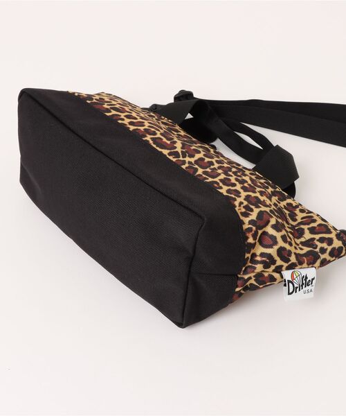 Drifter（ドリフター）の「WIDE TOTE／ワイドトート（ショルダーバッグ・レディース・ブラック×ブラック/ベージュ×ブラック/レオパード/ブラウン/ゼブラ/ドット・FREE）」の22枚目の写真
