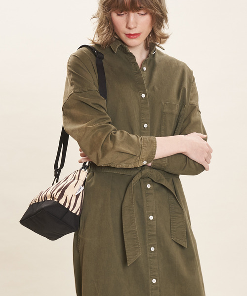 Drifter（ドリフター）の「WIDE TOTE／ワイドトート（ショルダーバッグ・レディース・ブラック×ブラック/ベージュ×ブラック/レオパード/ブラウン/ゼブラ/ドット・FREE）」の19枚目の写真