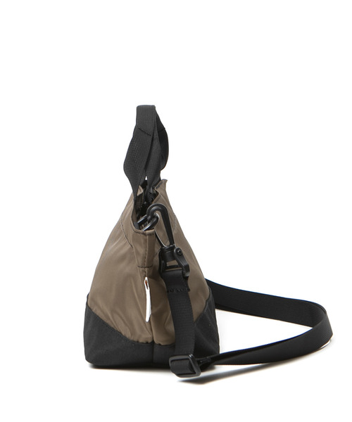 Drifter（ドリフター）の「WIDE TOTE／ワイドトート（ショルダーバッグ・レディース・ブラック×ブラック/ベージュ×ブラック/レオパード/ブラウン/ゼブラ/ドット・FREE）」の8枚目の写真
