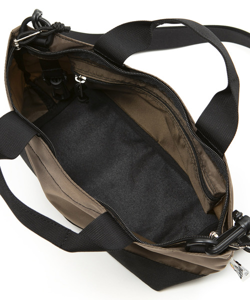 Drifter（ドリフター）の「WIDE TOTE／ワイドトート（ショルダーバッグ・レディース・ブラック×ブラック/ベージュ×ブラック/レオパード/ブラウン/ゼブラ/ドット・FREE）」の13枚目の写真