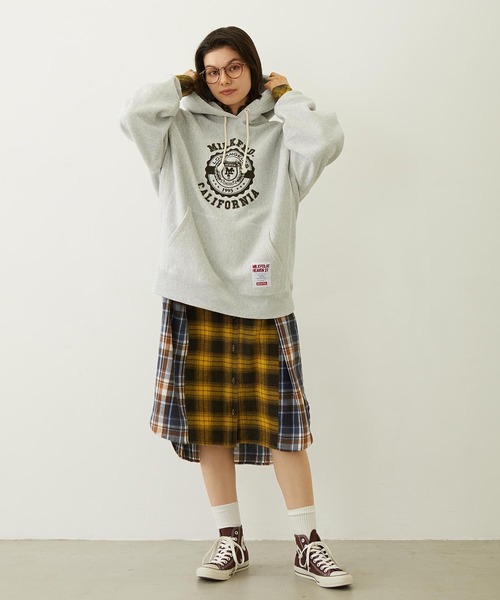 Champion(チャンピオン)の「MILKFED. × CHAMPION COLLEGE LOGO SWEAT HOODIE(パーカー・レディース・アッシュ/ライトブルー/バーガンディー/オートミール/チャコール・S/M)」の11枚目の写真