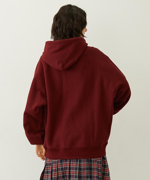 Champion(チャンピオン)の「MILKFED. × CHAMPION COLLEGE LOGO SWEAT HOODIE(パーカー・レディース・アッシュ/ライトブルー/バーガンディー/オートミール/チャコール・S/M)」の16枚目の写真