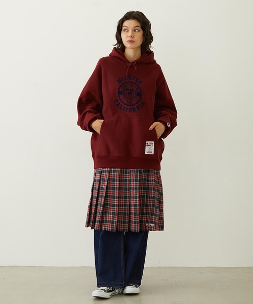 Champion(チャンピオン)の「MILKFED. × CHAMPION COLLEGE LOGO SWEAT HOODIE(パーカー・レディース・アッシュ/ライトブルー/バーガンディー/オートミール/チャコール・S/M)」の19枚目の写真