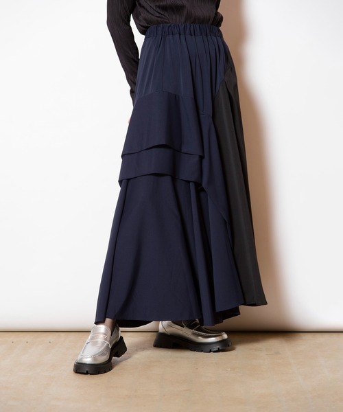 OSMOSIS（オズモーシス）の「バイカラー切替タックスカート（スカート・レディース・ネイビー/ブラック/グレイッシュベージュ・ONE SIZE）」の7枚目の写真