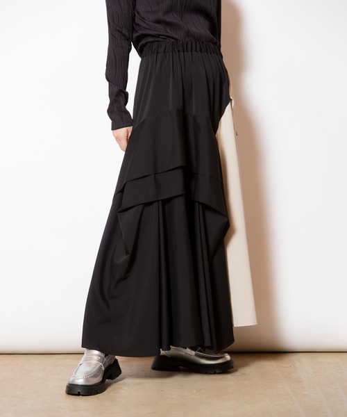OSMOSIS（オズモーシス）の「バイカラー切替タックスカート（スカート・レディース・ネイビー/ブラック/グレイッシュベージュ・ONE SIZE）」の9枚目の写真