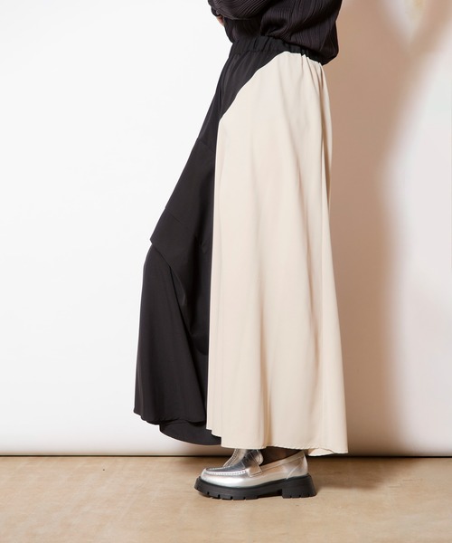 OSMOSIS（オズモーシス）の「バイカラー切替タックスカート（スカート・レディース・ネイビー/ブラック/グレイッシュベージュ・ONE SIZE）」の10枚目の写真