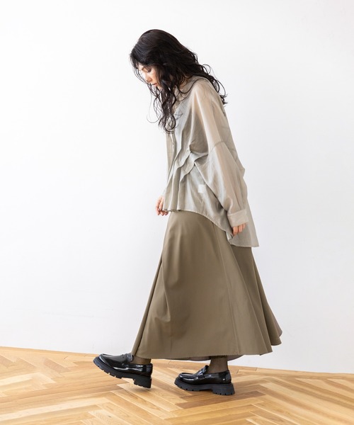 OSMOSIS（オズモーシス）の「バイカラー切替タックスカート（スカート・レディース・ネイビー/ブラック/グレイッシュベージュ・ONE SIZE）」の18枚目の写真