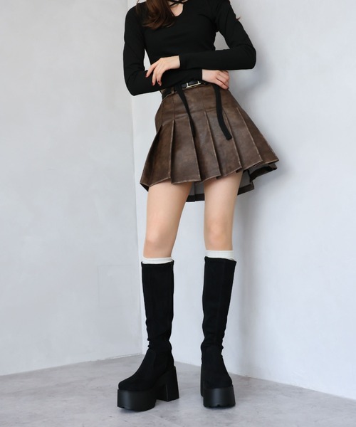 VIVIAN(ヴィヴィアン)の「厚底プラットフォームチャンキーヒールストレッチロングブーツ ZOZOTOWN+オフィシャルサイト限定商品(ブーツ・レディース・ブラック/ブラック系その他3・LL/L/M/S)」の22枚目の写真