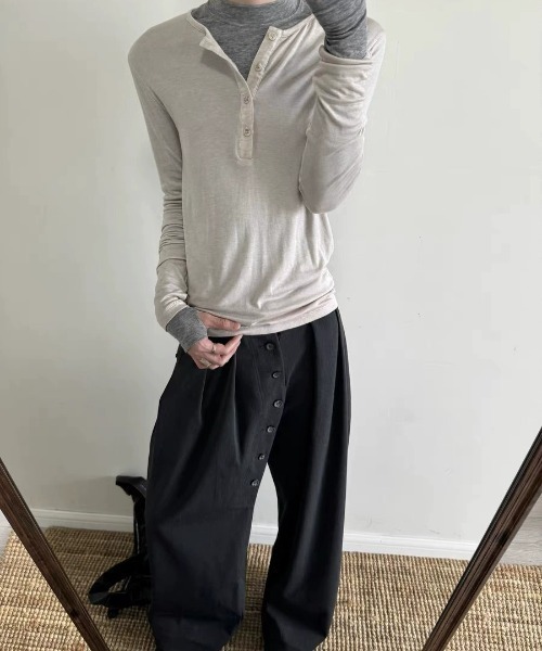 DEVICE（デバイス）の「ボタンフライ カーブ スラックス（スラックス・メンズ・ブラック・FREE）」の16枚目の写真